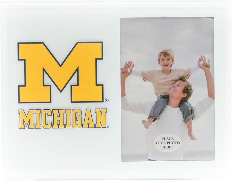 Decorvo Michigan Picture Frame Office Décor - Fits 4x6 Photo - Image 1